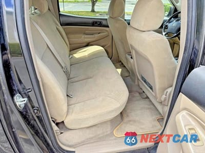 Zdjęcie 6 z 11 samochodu: 2006 TOYOTA TACOMA DOUBLE CAB VIN:5TELU42N36Z297520 - miniatura