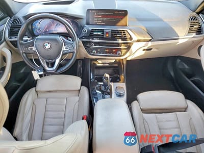 Zdjęcie 8 z 13 samochodu: 2019 BMW X3 SDRIVE30I VIN:5UXTR7C59KLR52191 - miniatura