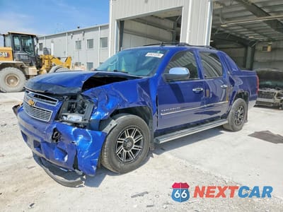 2013 CHEVROLET AVALANCHE LTZ 3GNTKGE78DG113094 - główne zdjęcie licytacji z USA - miniatura