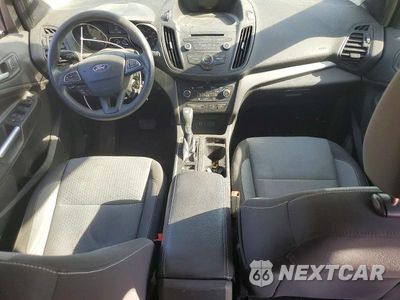 Zdjęcie 8 z 14 samochodu: 2017 FORD ESCAPE SE VIN:1FMCU9GD2HUE87247 - miniatura