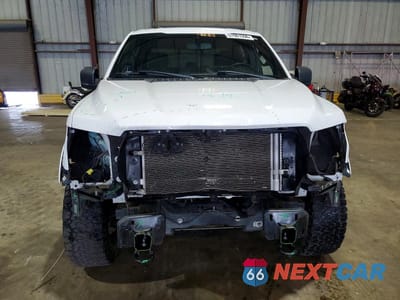 Piąte zdjęcie samochodu w środku: 2020 FORD F150 SUPERCREW VIN:1FTEW1E56LKD45542 - miniatura
