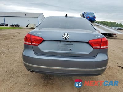 Zdjęcie 6 z 12 samochodu: 2015 VOLKSWAGEN PASSAT SE VIN:1VWBV7A33FC070592 - miniatura