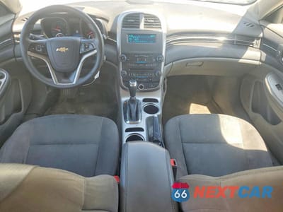 Zdjęcie 8 z 12 samochodu: 2015 CHEVROLET MALIBU LS VIN:1G11A5SL0FF325672 - miniatura