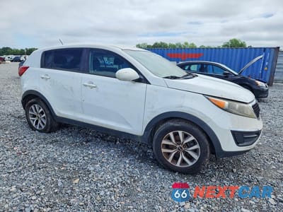Czwarte zdjęcie samochodu z boku: 2016 KIA SPORTAGE LX VIN:KNDPB3AC7G7857632 - miniatura