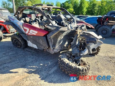 2024 CAN-AM MAVERICK X3 UTILITY VEHICLE 3JBVGAY4XRE001680 - główne zdjęcie licytacji z USA - miniatura