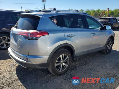 Trzecie zdjęcie samochodu z tyłu: 2016 TOYOTA RAV4 XLE VIN:2T3RFREV5GW415335 - miniatura