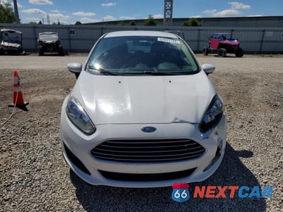 Piąte zdjęcie samochodu w środku: 2014 FORD FIESTA S VIN:3FADP4TJ3EM132351 - miniatura