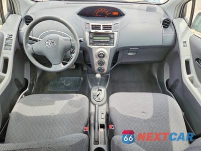 Zdjęcie 8 z 13 samochodu: 2010 TOYOTA YARIS BASE VIN:JTDKT4K38A5308617 - miniatura