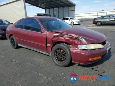 Czwarte zdjęcie samochodu z boku: 1996 HONDA ACCORD EX VIN:1HGCD7253TA020052 - miniatura