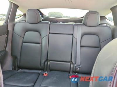 Zdjęcie 10 z 13 samochodu: 2022 TESLA MODEL Y VIN:7SAYGDEF3NF372818 - miniatura