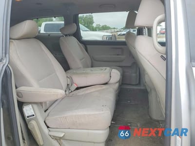Zdjęcie 11 z 13 samochodu: 2016 KIA SEDONA LX VIN:KNDMB5C16G6163238 - miniatura