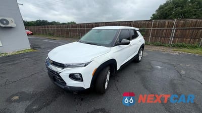 Drugie zdjęcie samochodu z przodu: 2022 CHEVROLET TRAILBLAZER LS VIN:KL79MMS2XNB103825 - miniatura