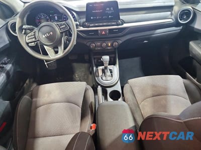 Zdjęcie 8 z 12 samochodu: 2023 KIA FORTE LXS VIN:3KPF24AD4PE601555 - miniatura