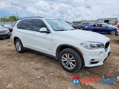Czwarte zdjęcie samochodu z boku: 2015 BMW X5 XDRIVE35I VIN:5UXKR0C56F0K67785 - miniatura