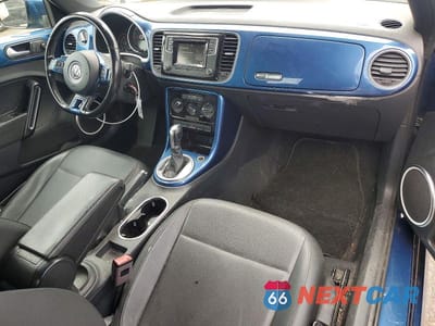 Zdjęcie 8 z 12 samochodu: 2018 VOLKSWAGEN BEETLE S VIN:3VW5DAAT9JM514949 - miniatura