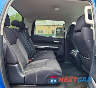 Zdjęcie 10 z 12 samochodu: 2016 TOYOTA TUNDRA SR5 VIN:5TFDW5F10GX555884 - miniatura