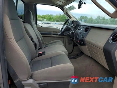 Zdjęcie 10 z 12 samochodu: 2010 FORD F250 SUPER DUTY VIN:1FTNF2B58AEB14213 - miniatura
