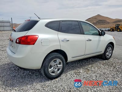 Trzecie zdjęcie samochodu z tyłu: 2015 NISSAN ROGUE SELECT S VIN:JN8AS5MT5FW163818 - miniatura