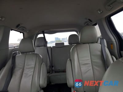 Zdjęcie 10 z 13 samochodu: 2014 TOYOTA SIENNA XLE 7-PASSENGER VIN:5TDDK3DC5ES078912 - miniatura