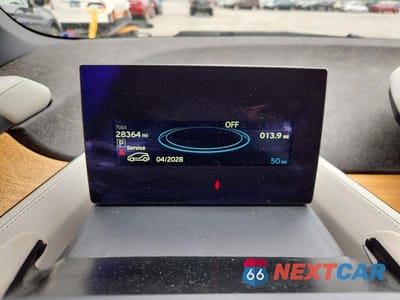 Zdjęcie 9 z 13 samochodu: 2016 BMW I3 BEV VIN:WBY1Z2C5XGV556437 - miniatura