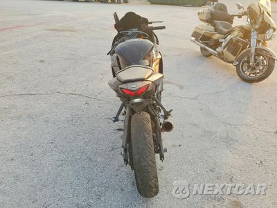 Czwarte zdjęcie samochodu z boku: 2019 YAMA YZF-R3 VIN:MH3RH18Y7KK001901 - miniatura