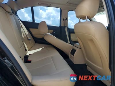 Zdjęcie 10 z 12 samochodu: 2017 BMW 320 I VIN:WBA8E1G36HNU16690 - miniatura