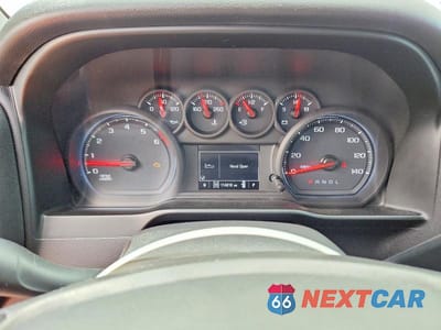 Zdjęcie 9 z 12 samochodu: 2019 CHEVROLET SILVERADO K1500 CUSTOM VIN:3GCPYBEH8KG173443 - miniatura