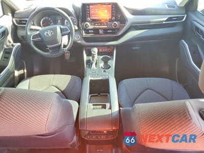 Zdjęcie 8 z 13 samochodu: 2022 TOYOTA HIGHLANDER LE VIN:5TDBZRBH6NS575911 - miniatura