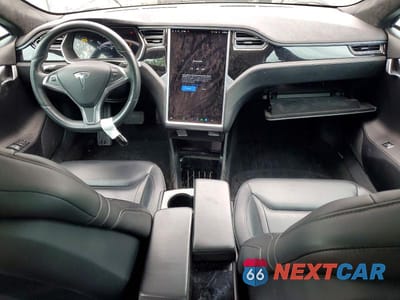Zdjęcie 8 z 12 samochodu: 2015 TESLA MODEL S VIN:5YJSA1E25FF118450 - miniatura