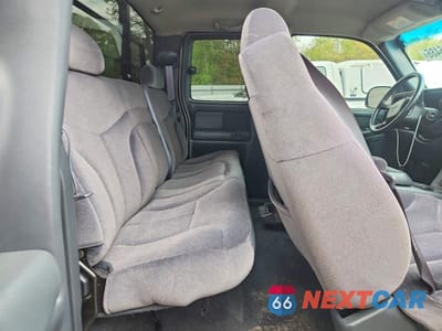 Zdjęcie 6 z 10 samochodu: 2002 GMC SIERRA K2500 HEAVY DUTY VIN:1GTHK29U52E237104 - miniatura