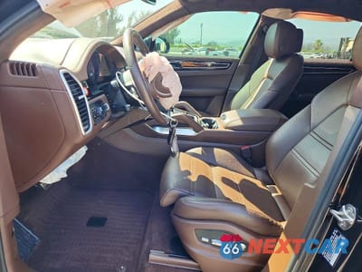 Zdjęcie 7 z 12 samochodu: 2019 PORSCHE CAYENNE TURBO VIN:WP1AF2AY8KDA80189 - miniatura