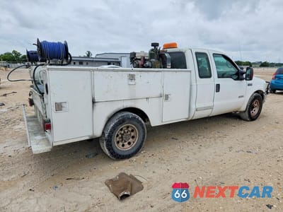 Trzecie zdjęcie samochodu z tyłu: 2001 FORD F250 SUPER - DELIVERY TRUCK VIN:1FTNX20F91EB36469 - miniatura