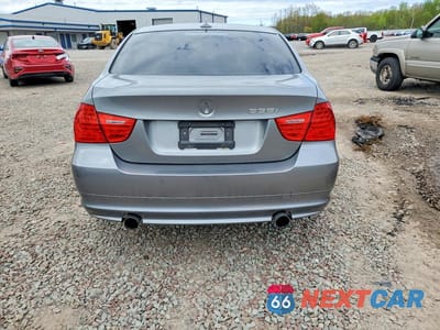 Zdjęcie 6 z 12 samochodu: 2011 BMW 335 XI VIN:WBAPL5C51BA919946 - miniatura