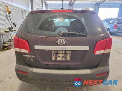 Zdjęcie 6 z 12 samochodu: 2013 KIA SORENTO LX VIN:5XYKT3A68DG382895 - miniatura