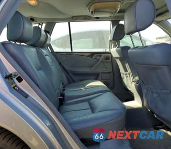 Zdjęcie 10 z 12 samochodu: 2001 MERCEDES-BENZ E 320 VIN:WDBJH65J01B276815 - miniatura