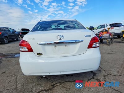 Zdjęcie 6 z 13 samochodu: 2010 TOYOTA YARIS BASE VIN:JTDBT4K30A1358516 - miniatura
