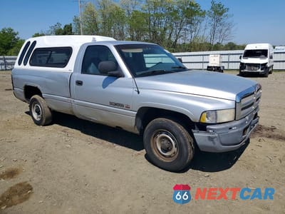 Czwarte zdjęcie samochodu z boku: 2000 DODGE RAM 1500 VIN:1B7HC16X61S216803 - miniatura