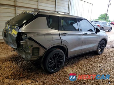 Trzecie zdjęcie samochodu z tyłu: 2023 MITSUBISHI OUTLANDER SE VIN:JA4J4UA87PZ047191 - miniatura