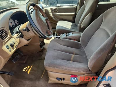 Zdjęcie 7 z 13 samochodu: 2001 DODGE GRAND CARAVAN SPORT VIN:2B4GP44361R391570 - miniatura