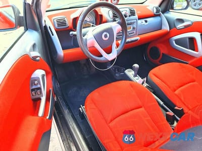 Zdjęcie 8 z 12 samochodu: 2008 SMART FORTWO PURE VIN:WMEEJ31X78K131184 - miniatura
