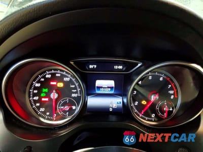 Zdjęcie 9 z 12 samochodu: 2019 MERCEDES-BENZ CLA 250 4MATIC VIN:WDDSJ4GB8KN723398 - miniatura
