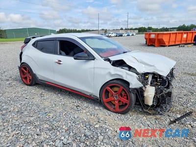 Czwarte zdjęcie samochodu z boku: 2020 HYUNDAI VELOSTER N BASE VIN:KMHT36AH1LU004787 - miniatura