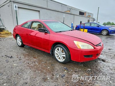 Czwarte zdjęcie samochodu z boku: 2004 HONDA ACCORD DX VIN:1HGCM81684A021733 - miniatura