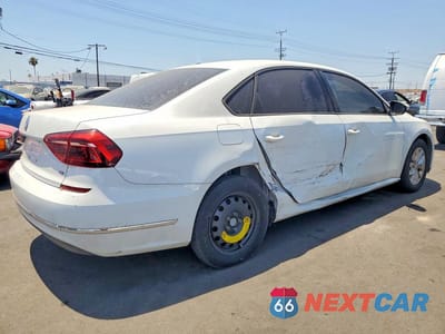 Trzecie zdjęcie samochodu z tyłu: 2018 VOLKSWAGEN PASSAT S VIN:1VWAA7A3XJC044460 - miniatura