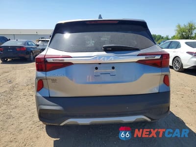 Zdjęcie 6 z 13 samochodu: 2023 KIA SELTOS LX VIN:KNDEPCAA4P7450181 - miniatura