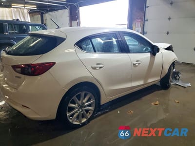 Trzecie zdjęcie samochodu z tyłu: 2017 MAZDA 3 TOURING VIN:JM1BN1L31H1146046 - miniatura