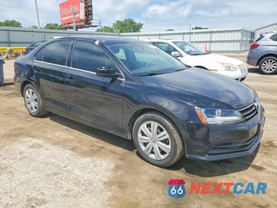 Czwarte zdjęcie samochodu z boku: 2017 VOLKSWAGEN JETTA S VIN:3VW167AJ3HM347993 - miniatura