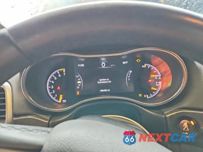 Zdjęcie 9 z 13 samochodu: 2018 JEEP GRAND CHEROKEE LAREDO VIN:1C4RJFAG7JC151775 - miniatura
