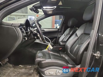 Zdjęcie 7 z 13 samochodu: 2017 PORSCHE MACAN GTS VIN:WP1AG2A58HLB52087 - miniatura