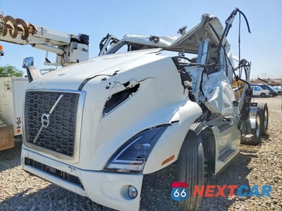Drugie zdjęcie samochodu z przodu: 2026 VOLVO VNR SEMI TRUCK VIN:4V4WC9DH5TN713574 - miniatura